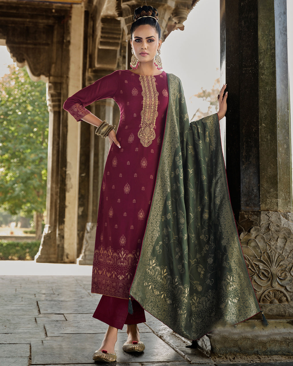 Carambar Maroon Pure Viscose Pashmina Festive Jacquard Signature Set